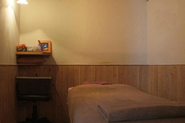 お一人お一人ゆったり受けて頂ける「隠れ家」